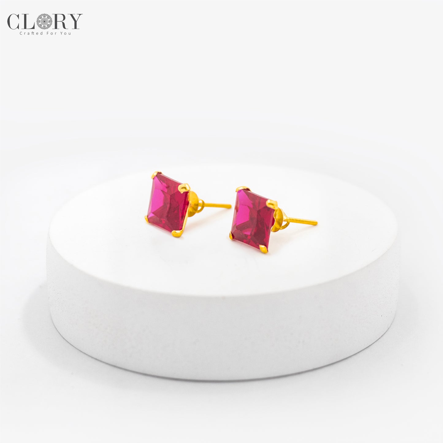 Pink diamond Gold stud earring