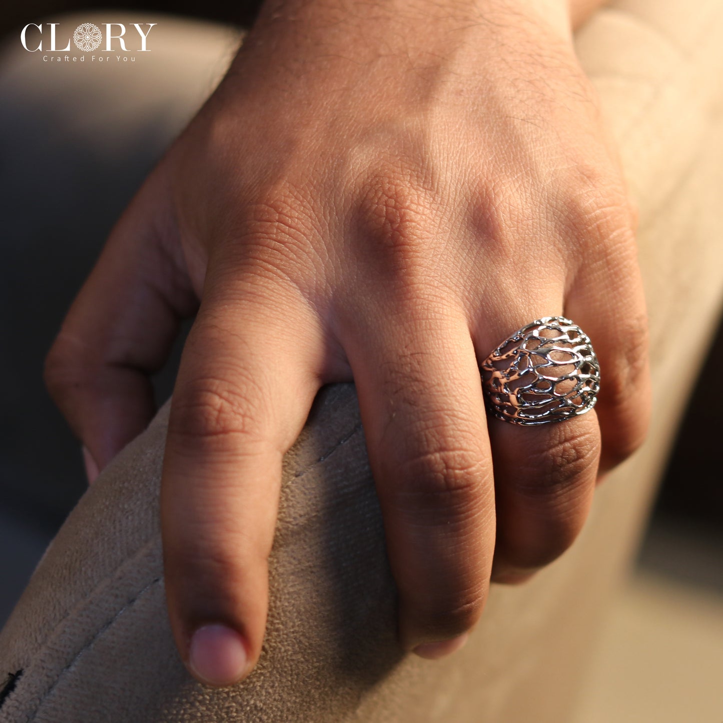 Heavy latiice style men's ring