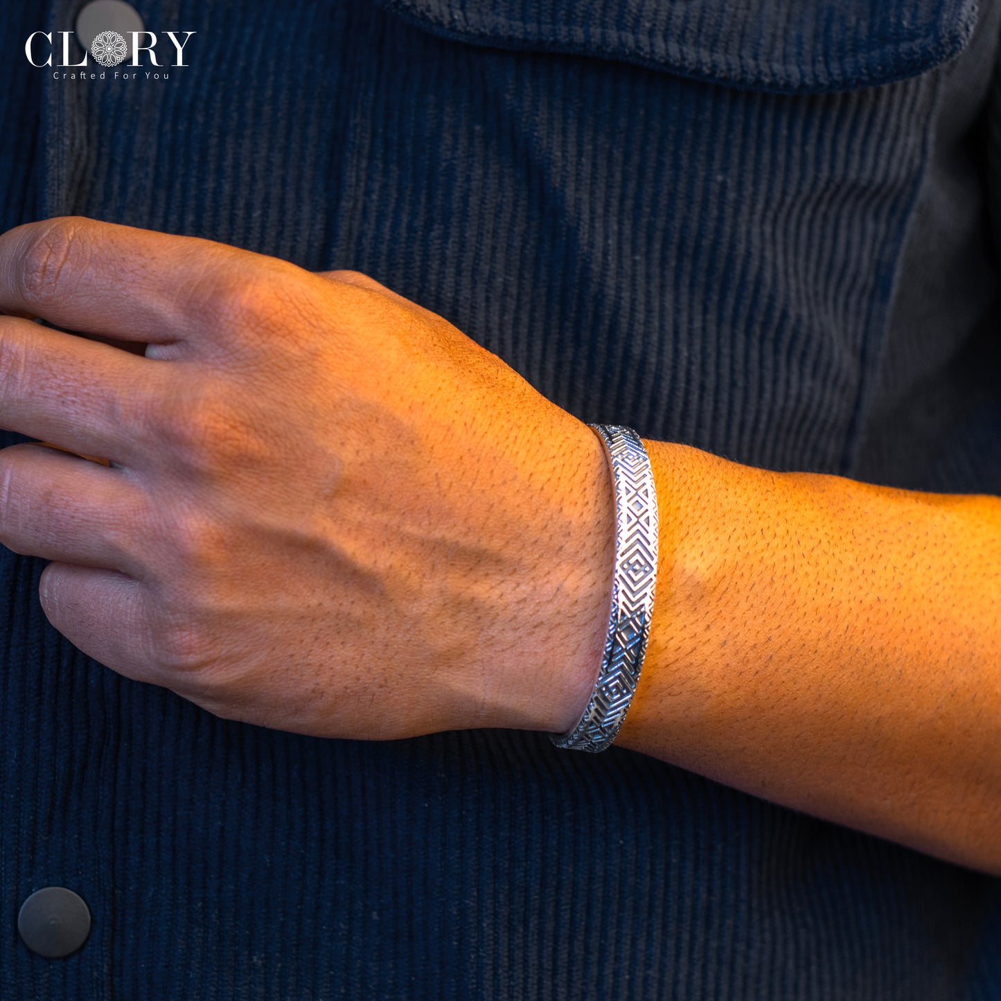 Vintage design cuff kada/ bracelet
