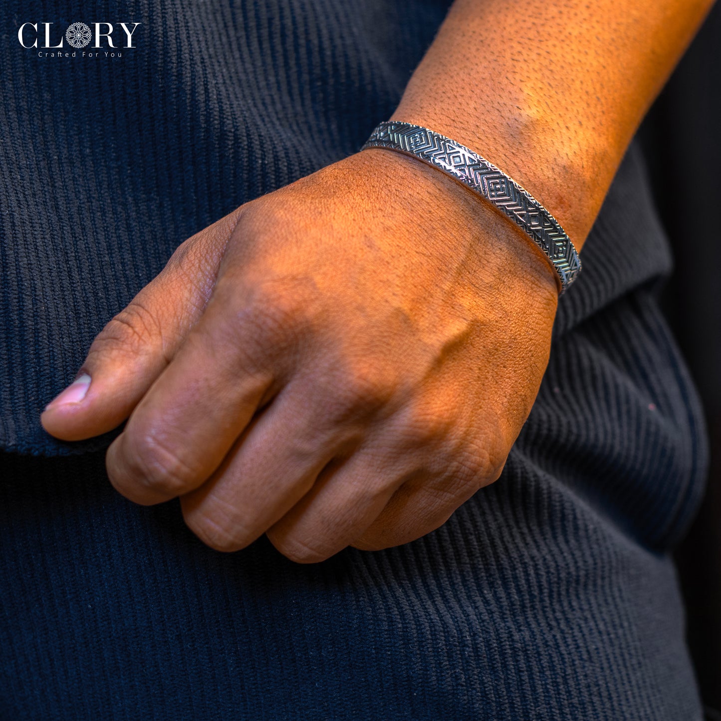 Vintage design cuff kada/ bracelet