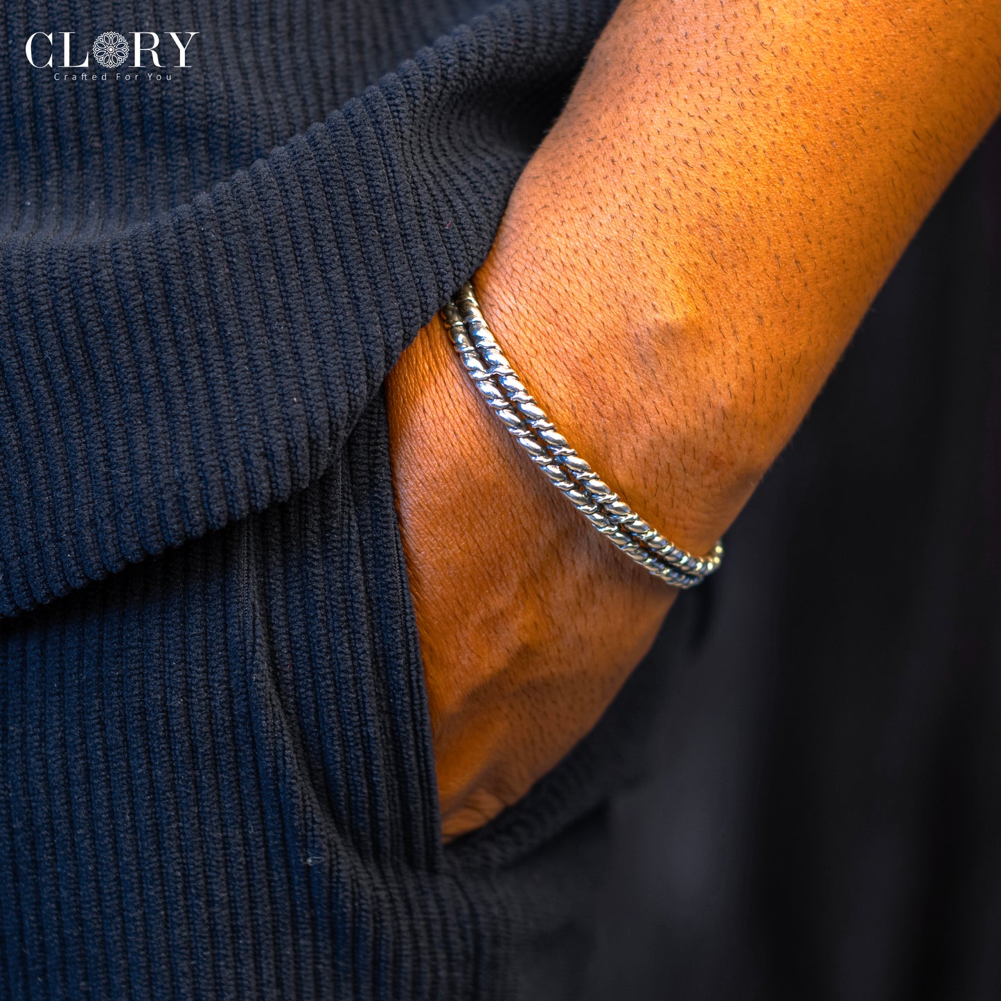 Stylish adjustable cuff kada