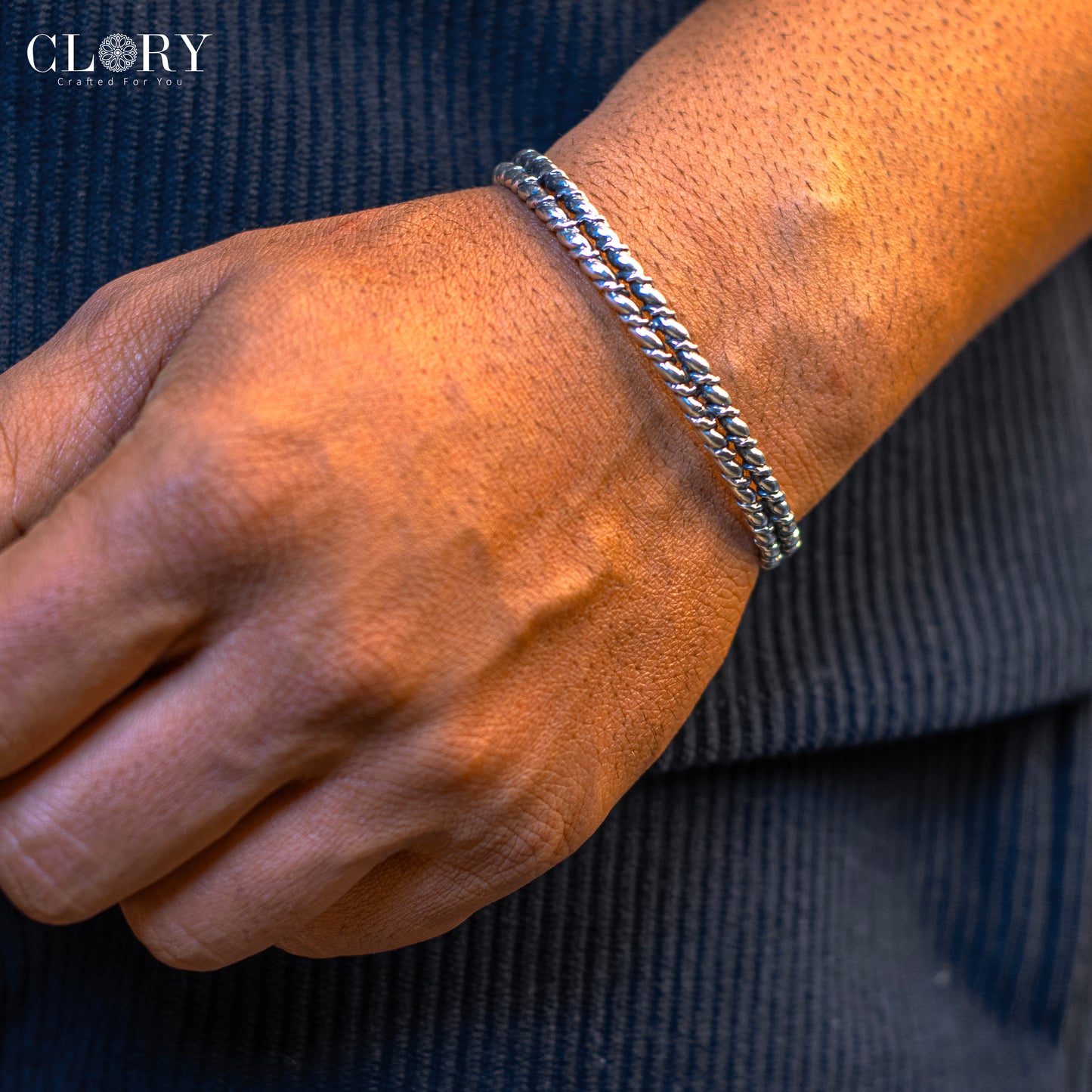 Stylish adjustable cuff kada