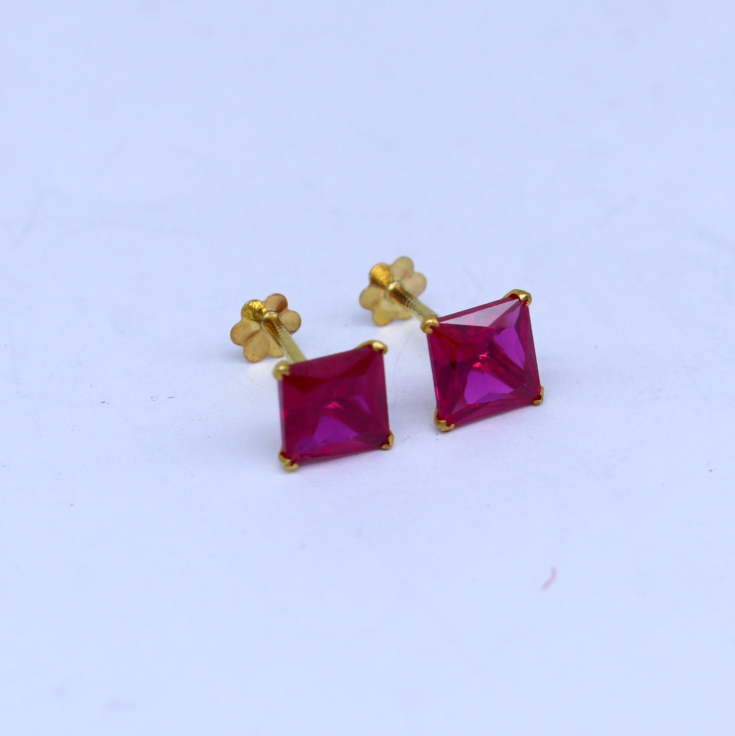 Pink diamond Gold stud earring