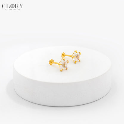 White diamond Gold stud earring