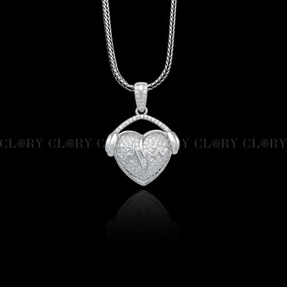 Heart design rose gold polished pendant