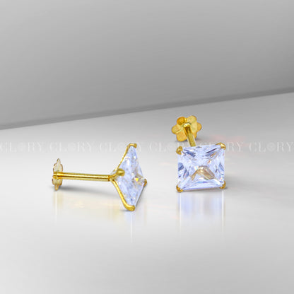 White diamond Gold stud earring