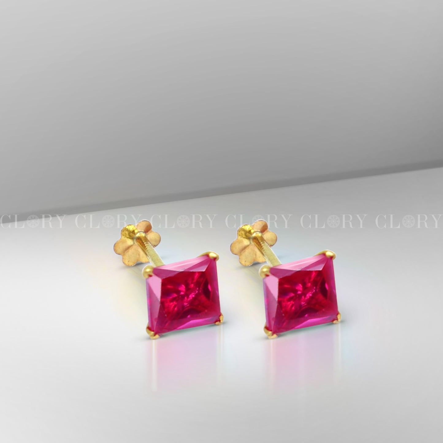Pink diamond Gold stud earring