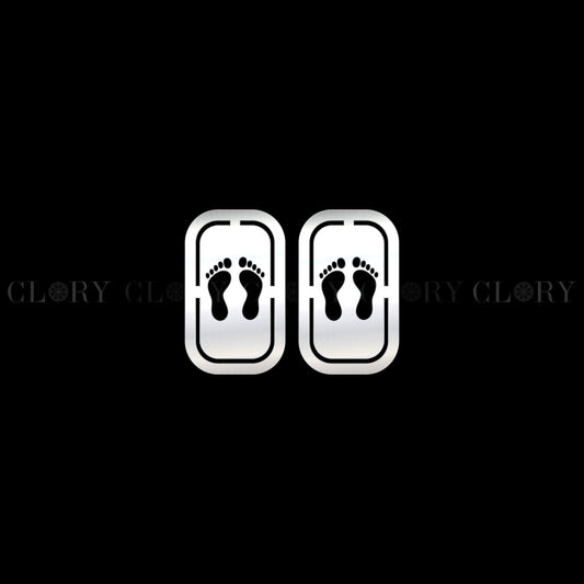Baby foot stud earring