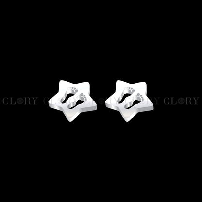 Baby foot stud earring