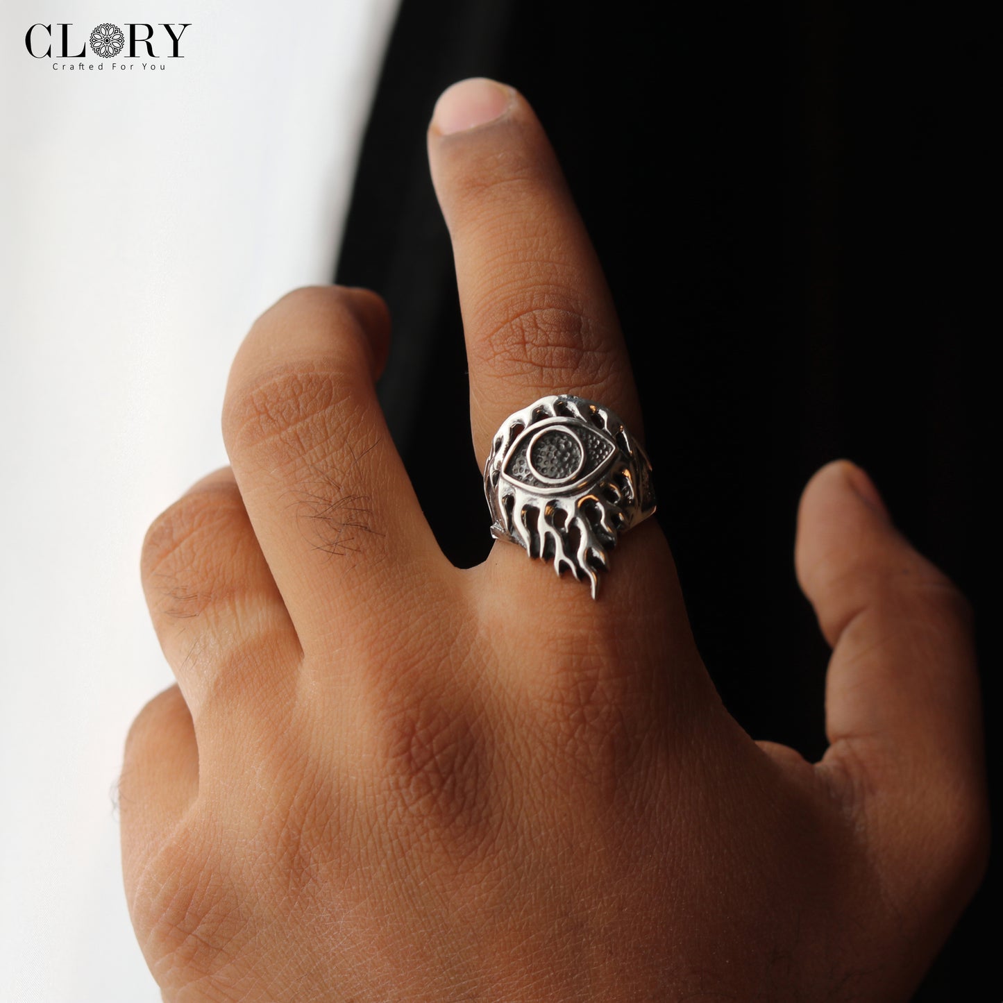 Seeing eye design men's ring