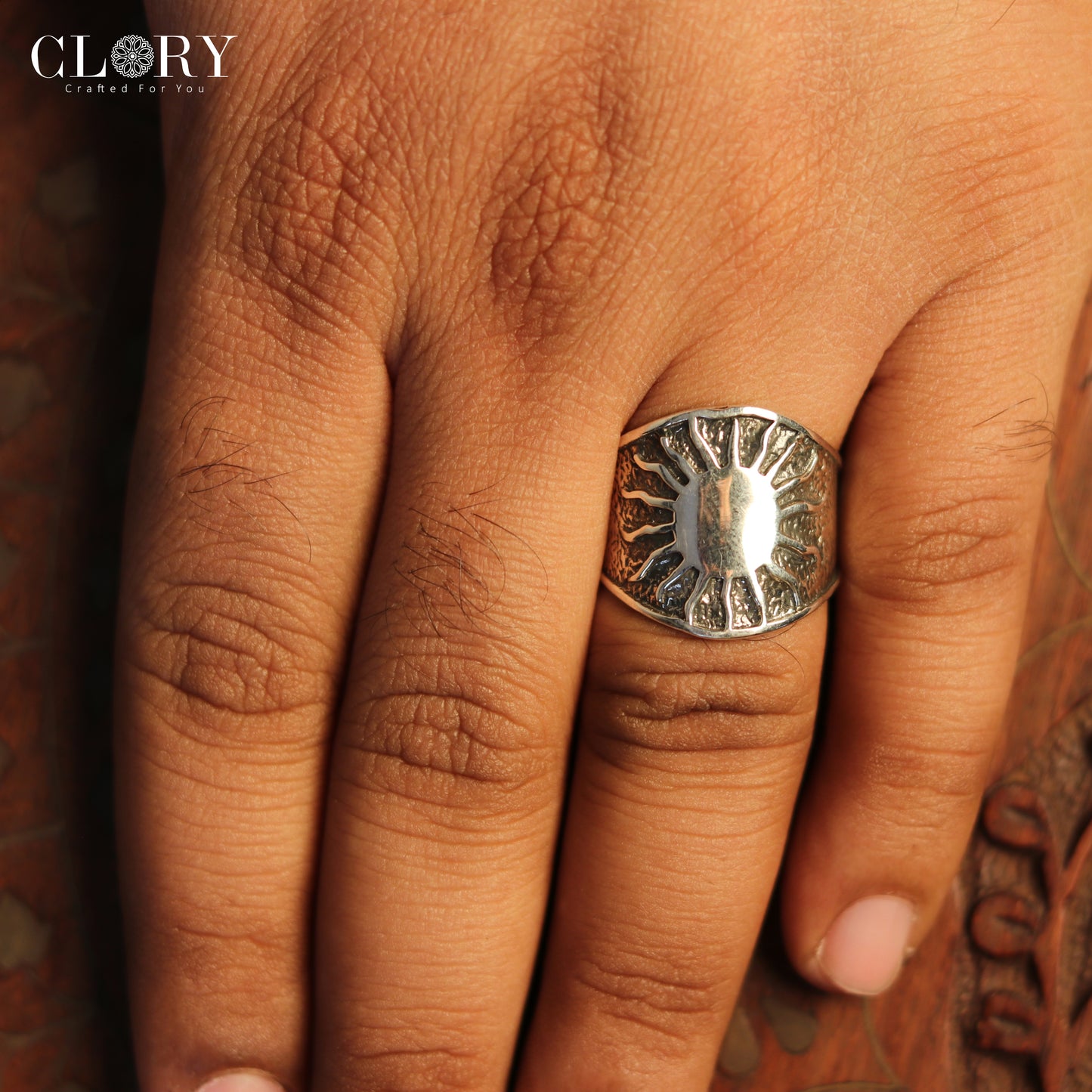 Sun design men's ring