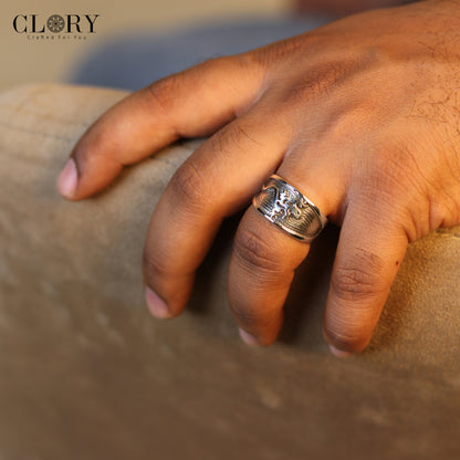 Lizard design men's ring