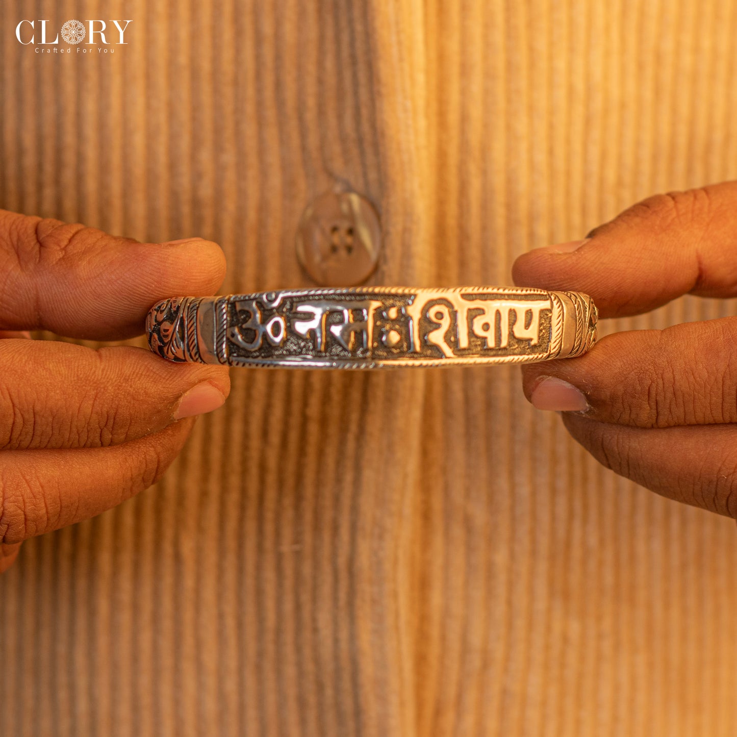Om namah shivay cuff kada