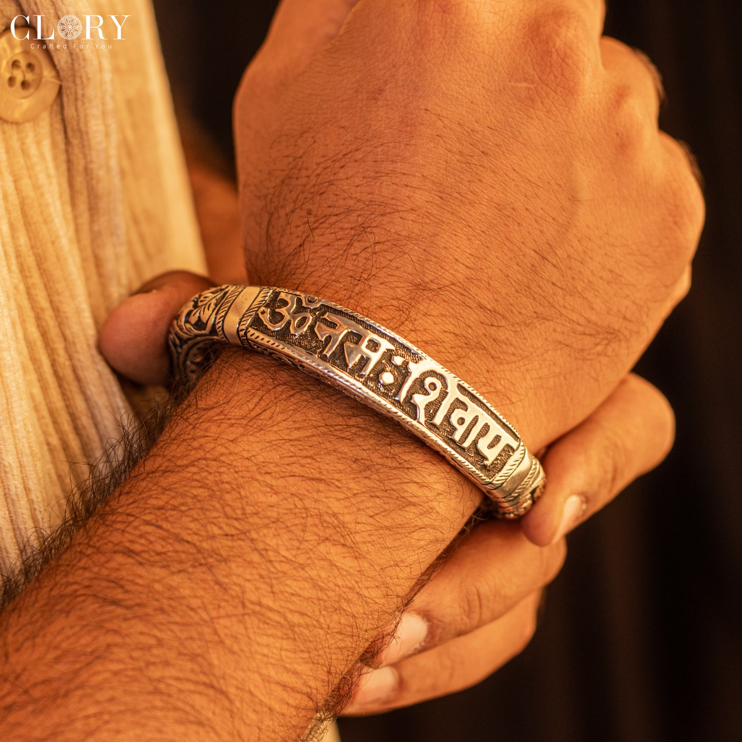 Om namah shivay cuff kada