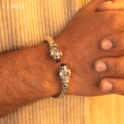 Stylish stone bangle kada