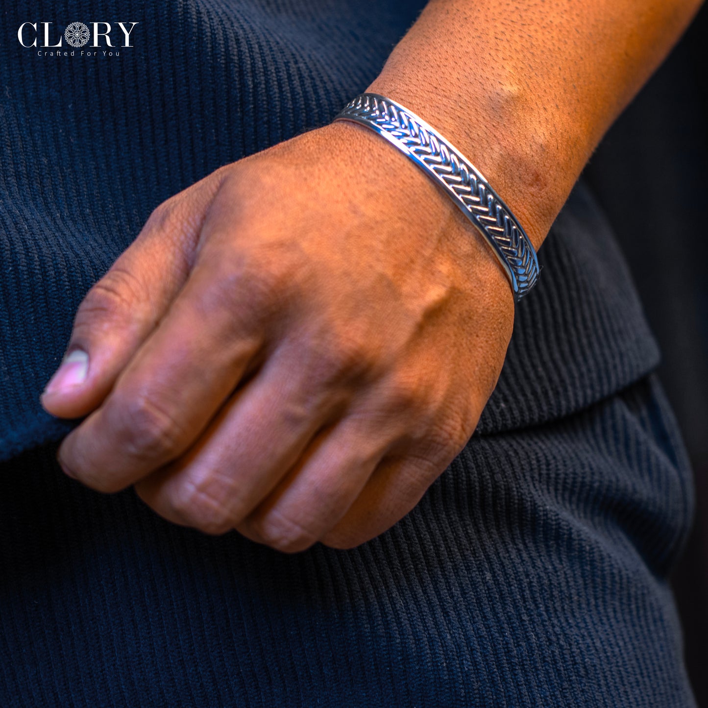 Tiger design cuff kada/ bracelet