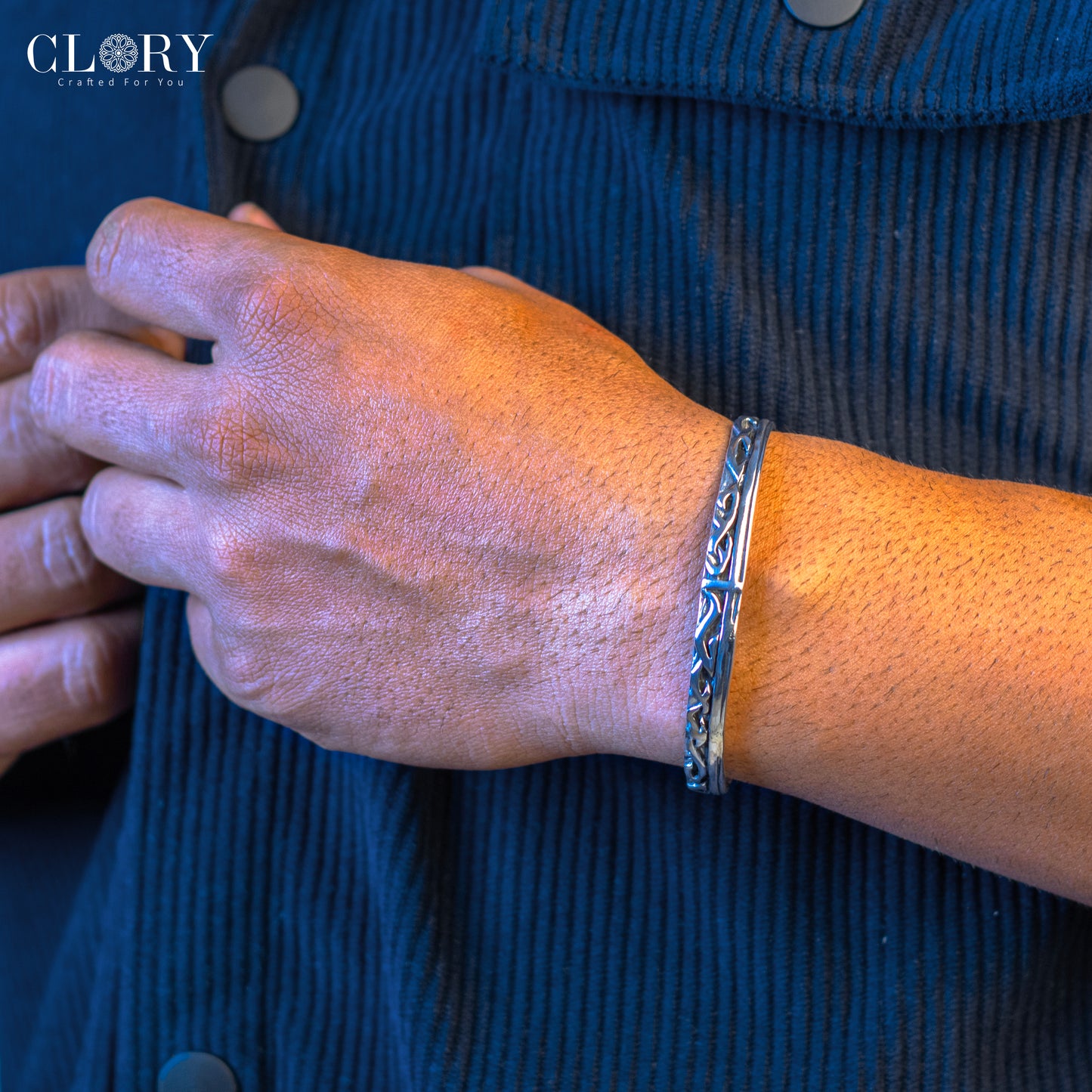 Adjustable cuff bangle bracelet