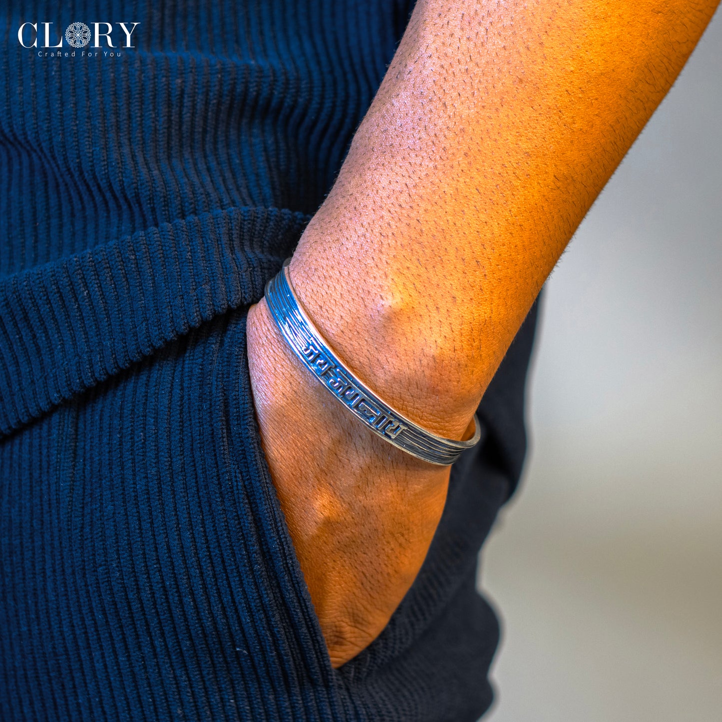 JAI JAGANNATH "Adjustable cuff kada