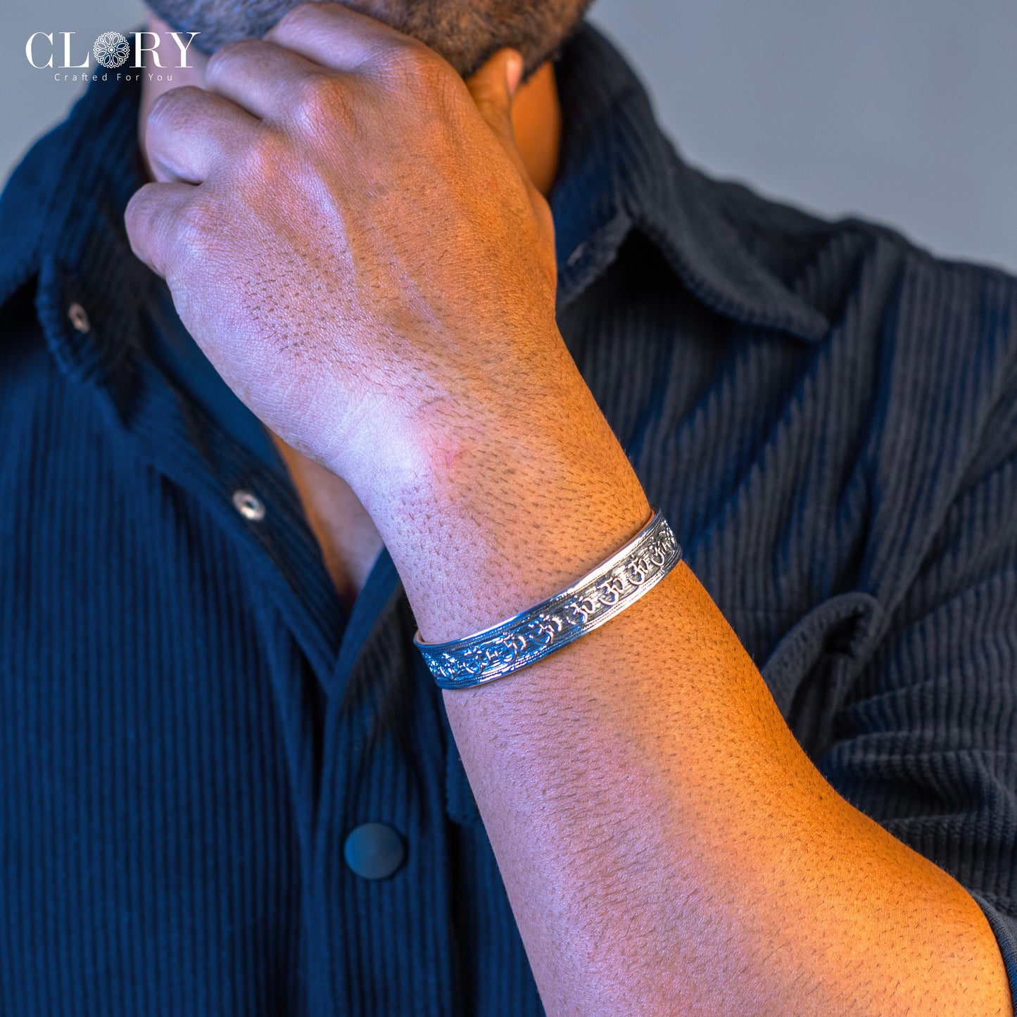 'AUM' mantra cuff kada