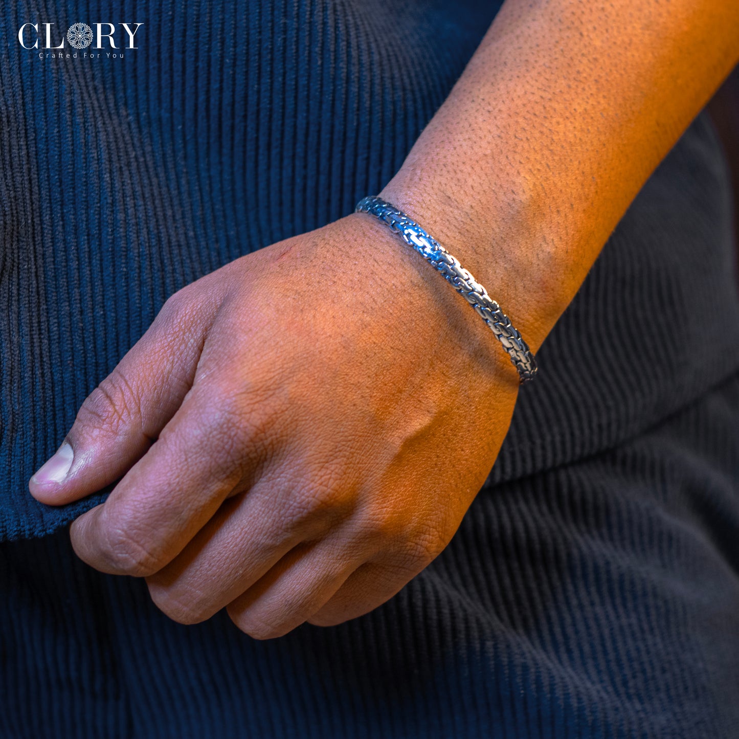 Antique design cuff bracelet kada