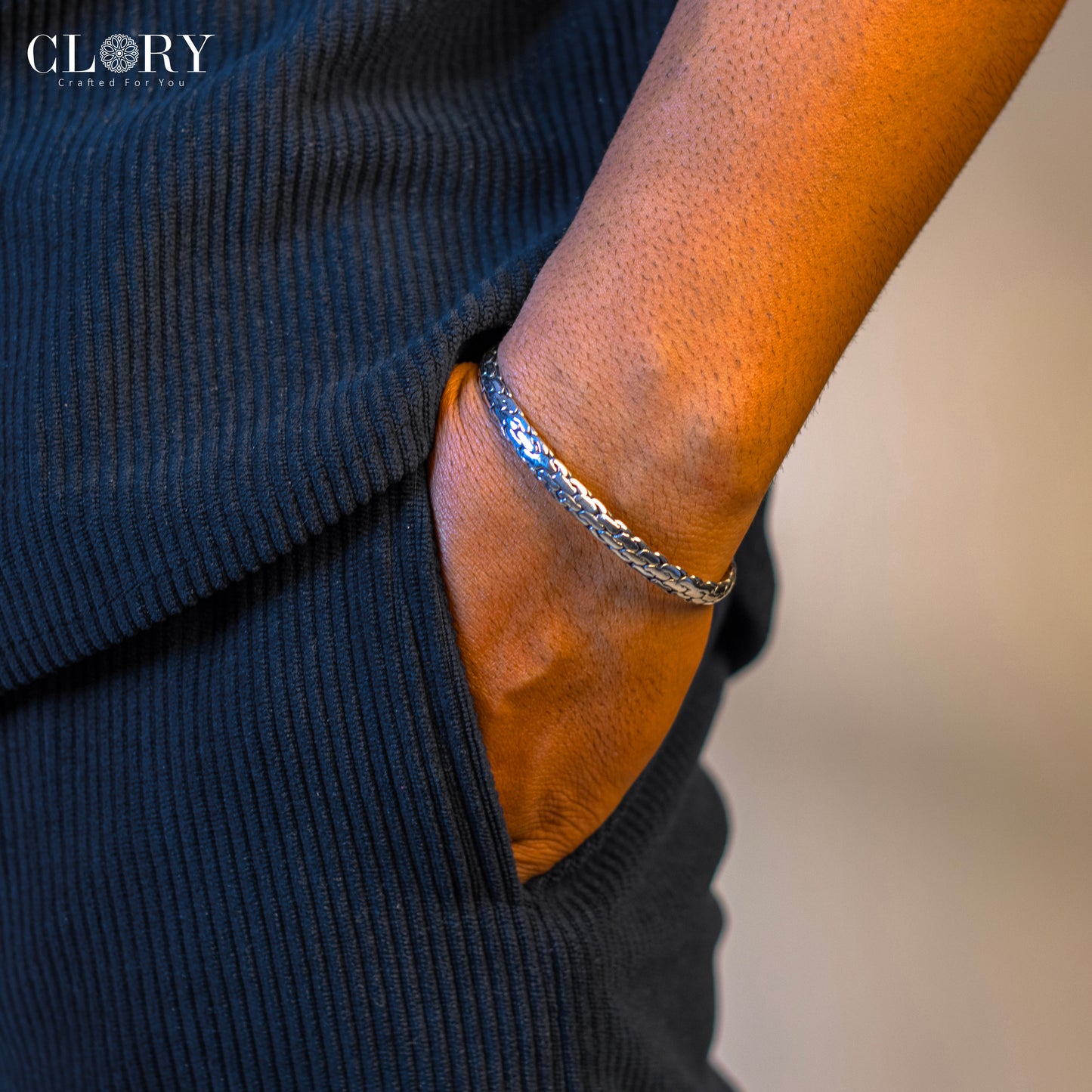 Antique design cuff bracelet kada