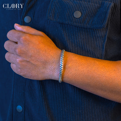 Unique stylish design cuff bracelet