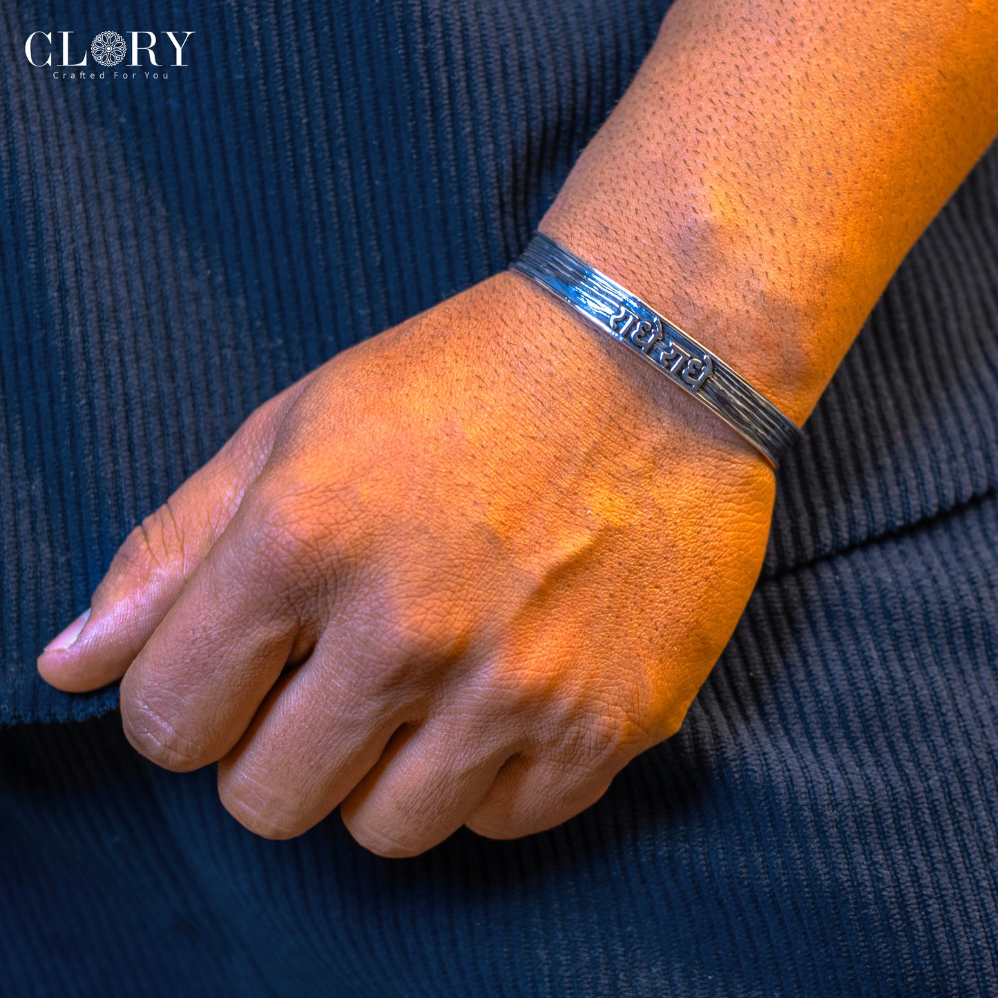 RADHE RADHE adjustable cuff bracelet