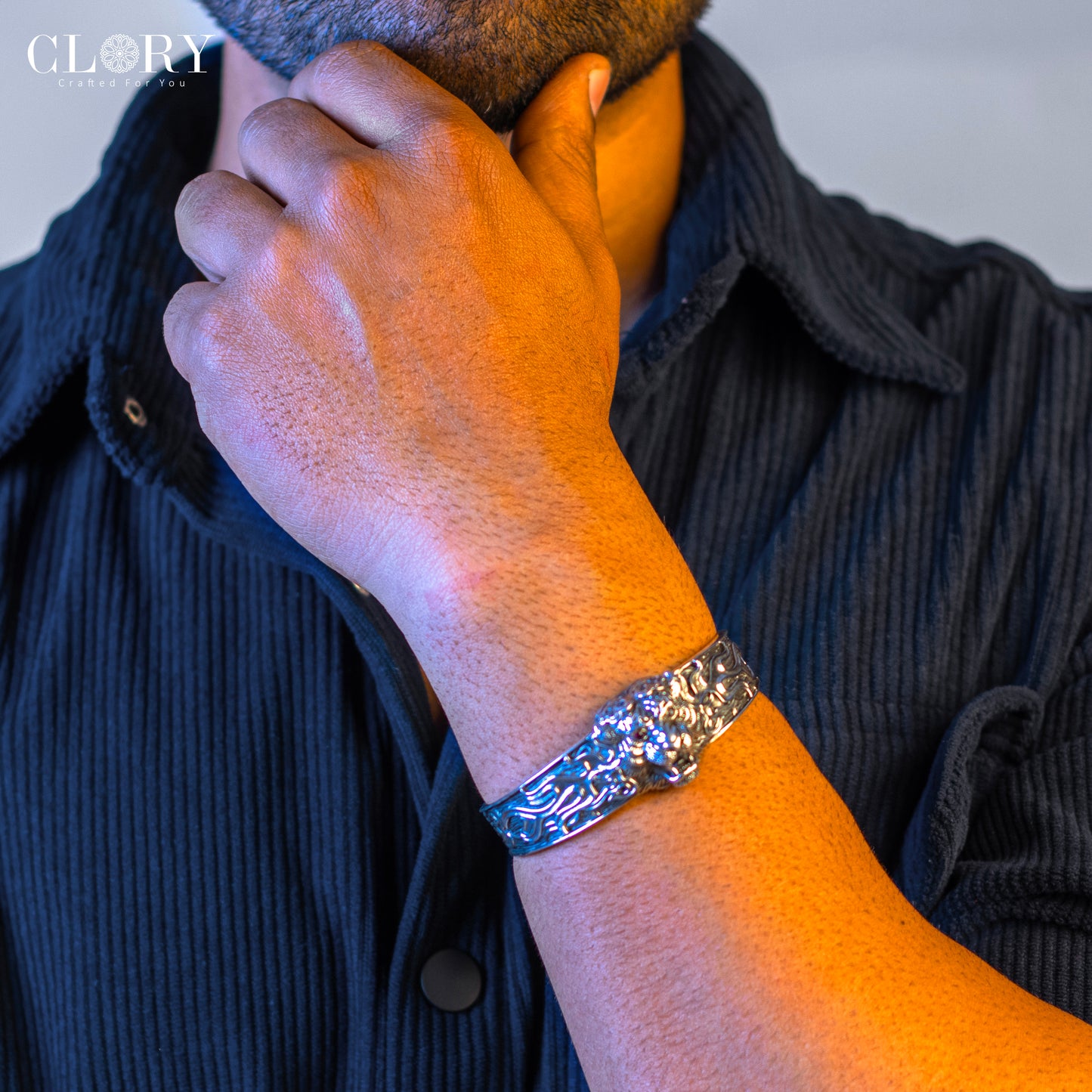 Lion design adjustable cuff kada