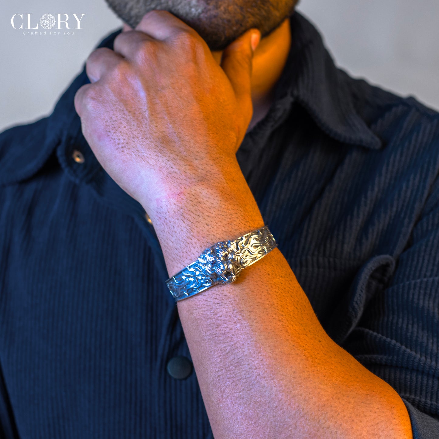 Lion design adjustable cuff kada