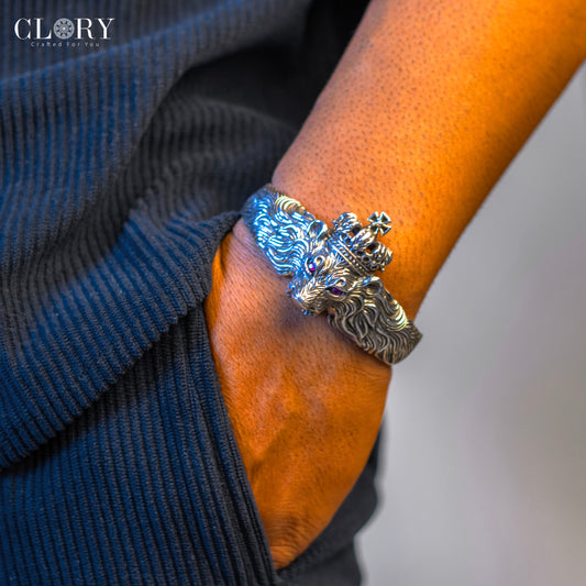 Lion design adjustable cuff kada