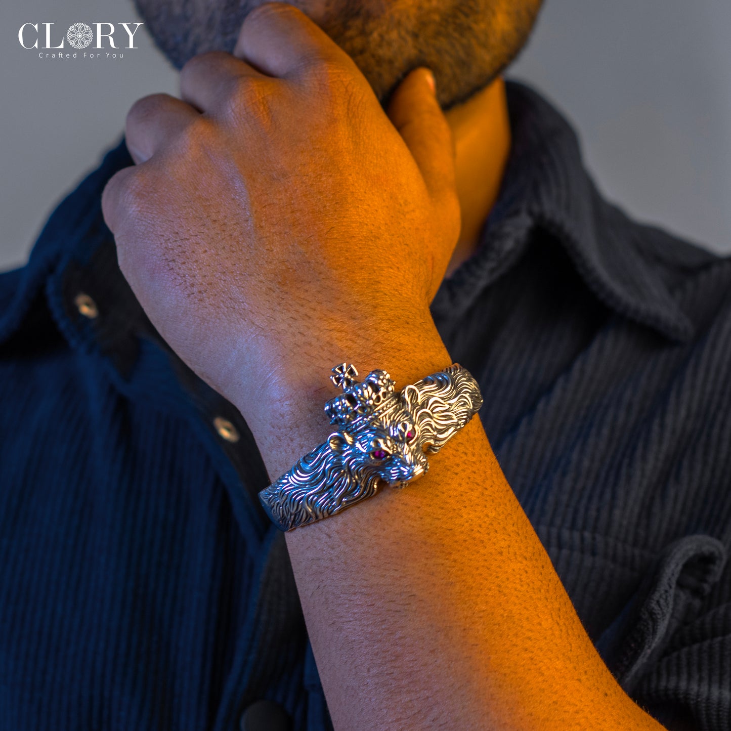 Lion design adjustable cuff kada
