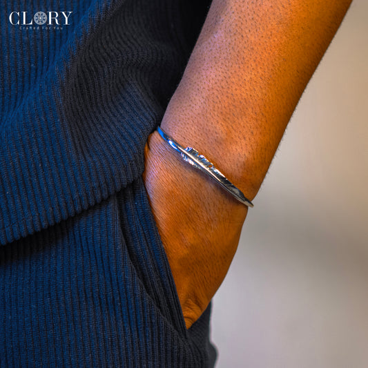 Feather design adjustable  cuff kada