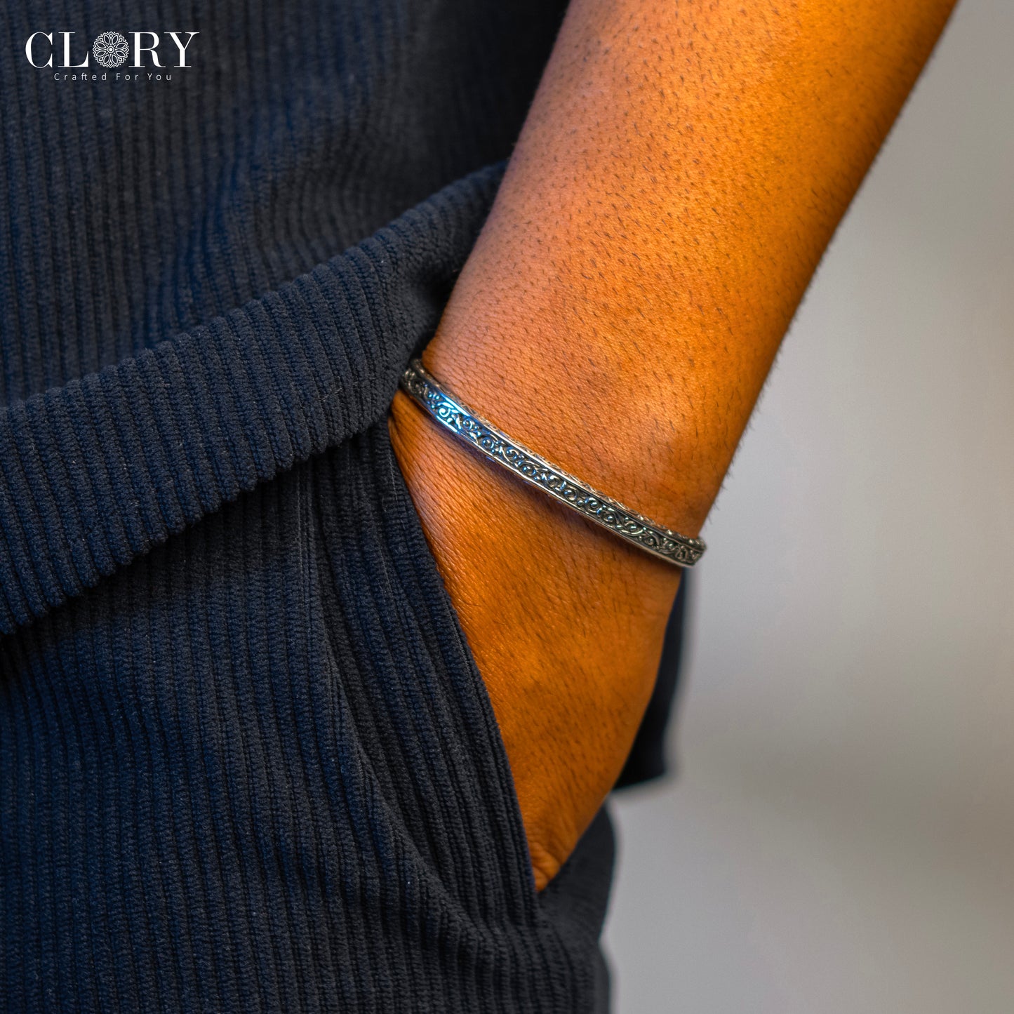 Finish fashion kada cuff bracelet