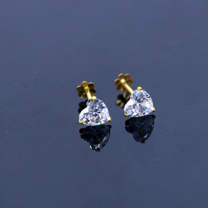 White diamond Gold stud earring