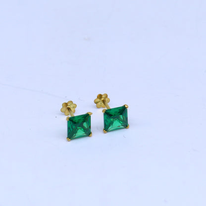 Green diamond Gold stud earring
