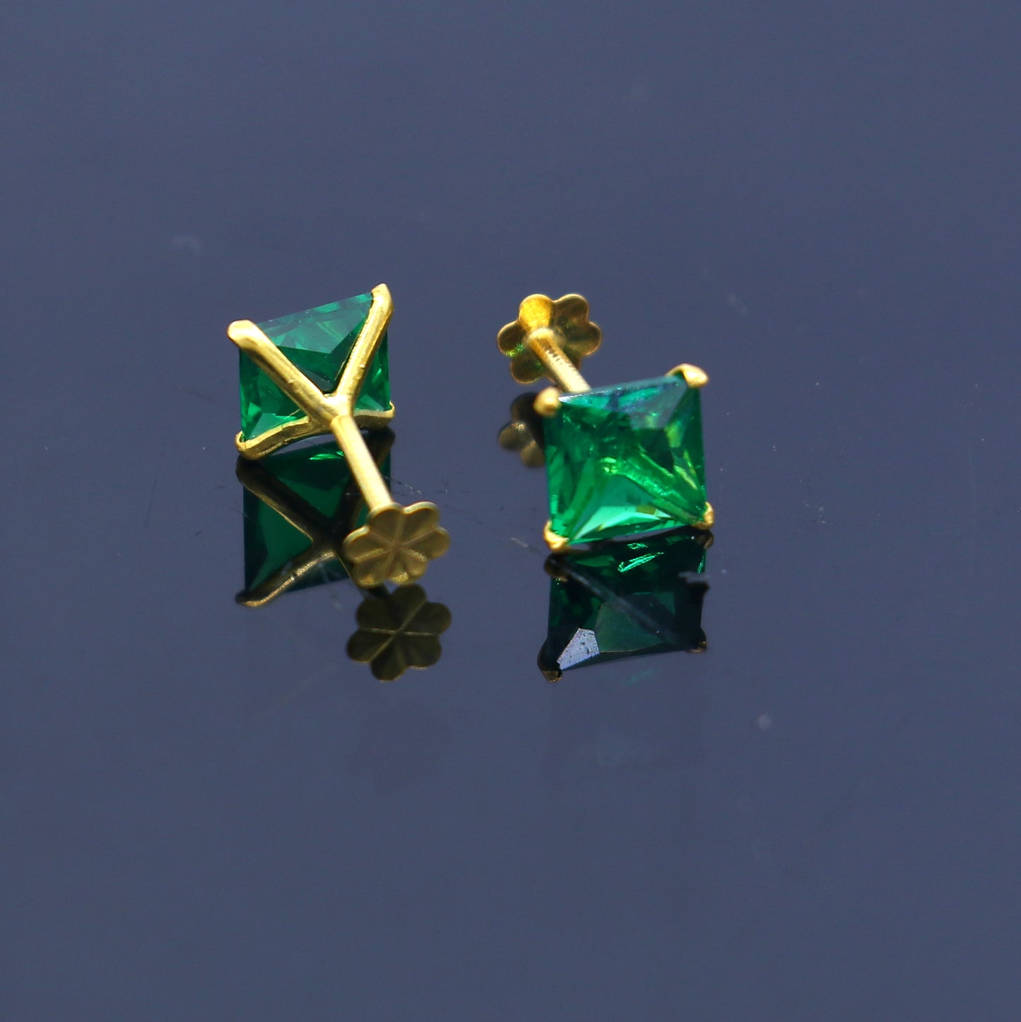 Green diamond Gold stud earring