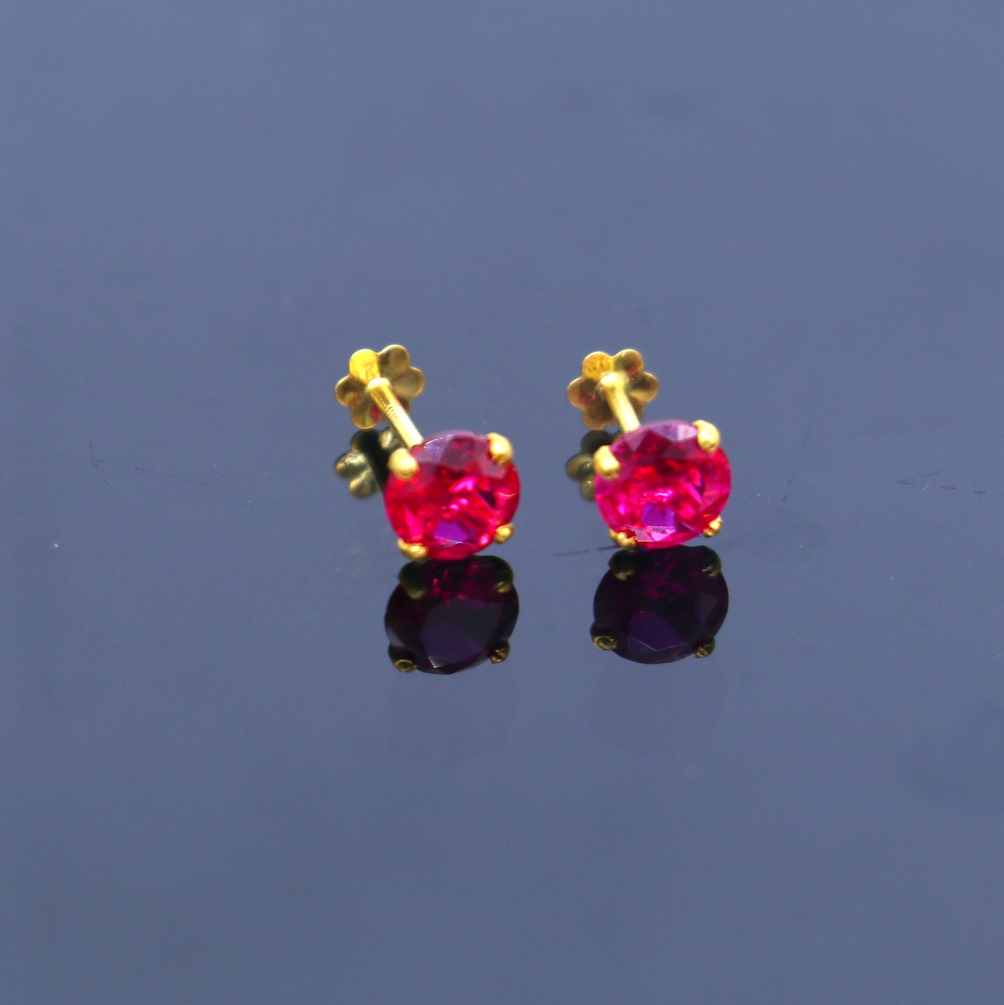 Pink diamond Gold stud earring