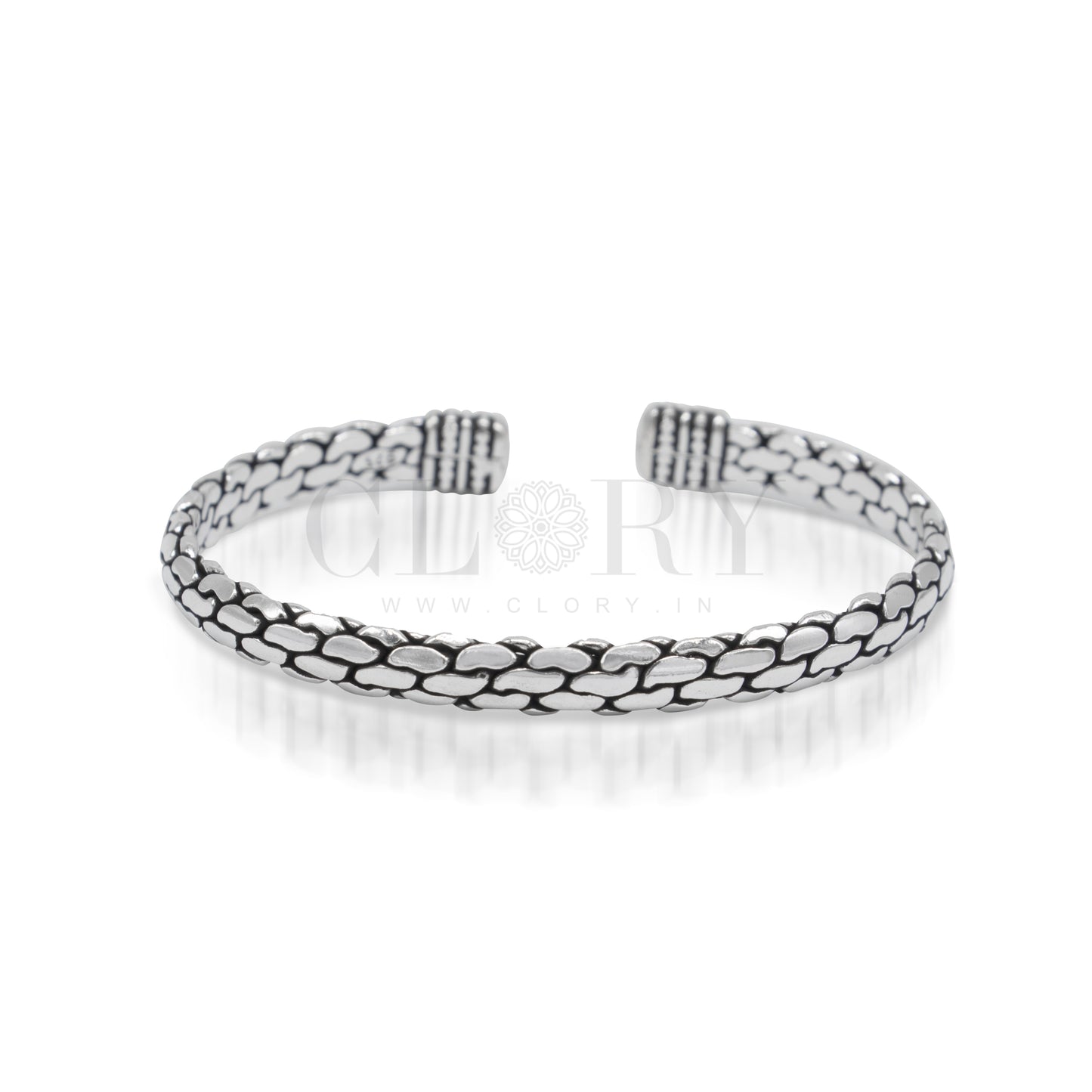 Antique design cuff bracelet kada