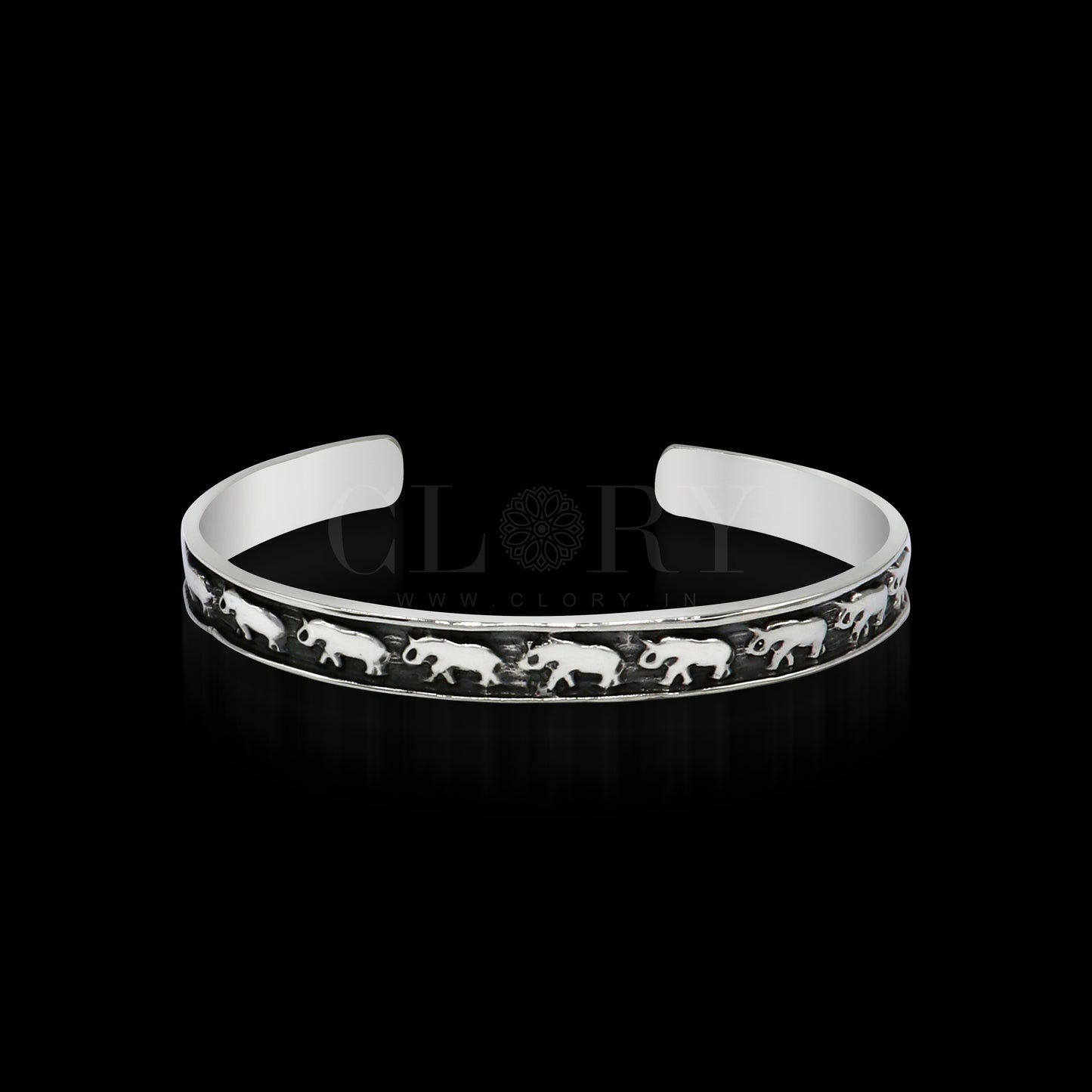 Elephant design cuff bracelet