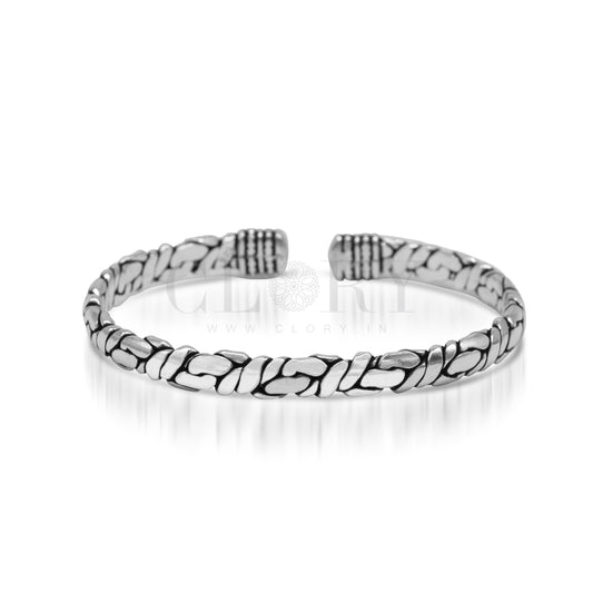 Cuff bracelet kada