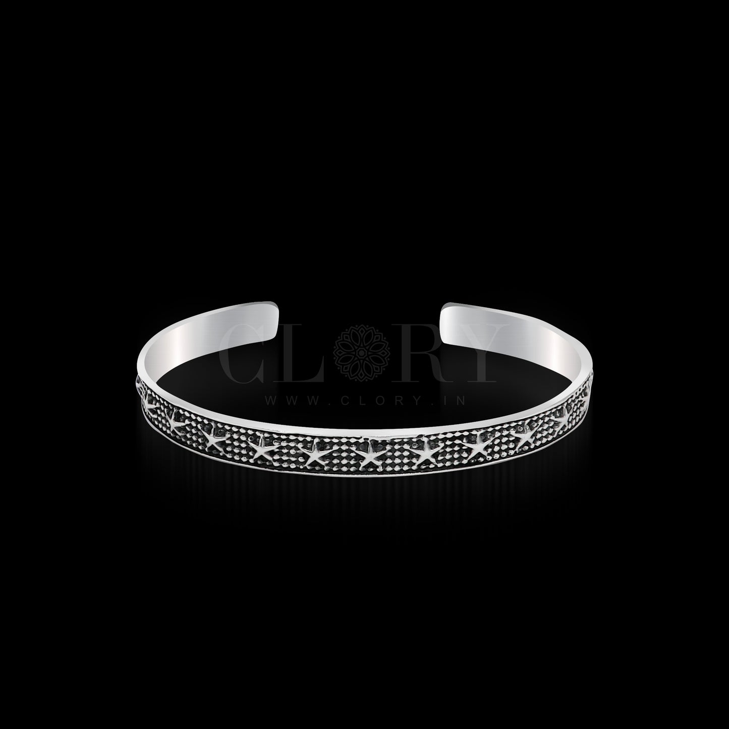 Star and dot cuff