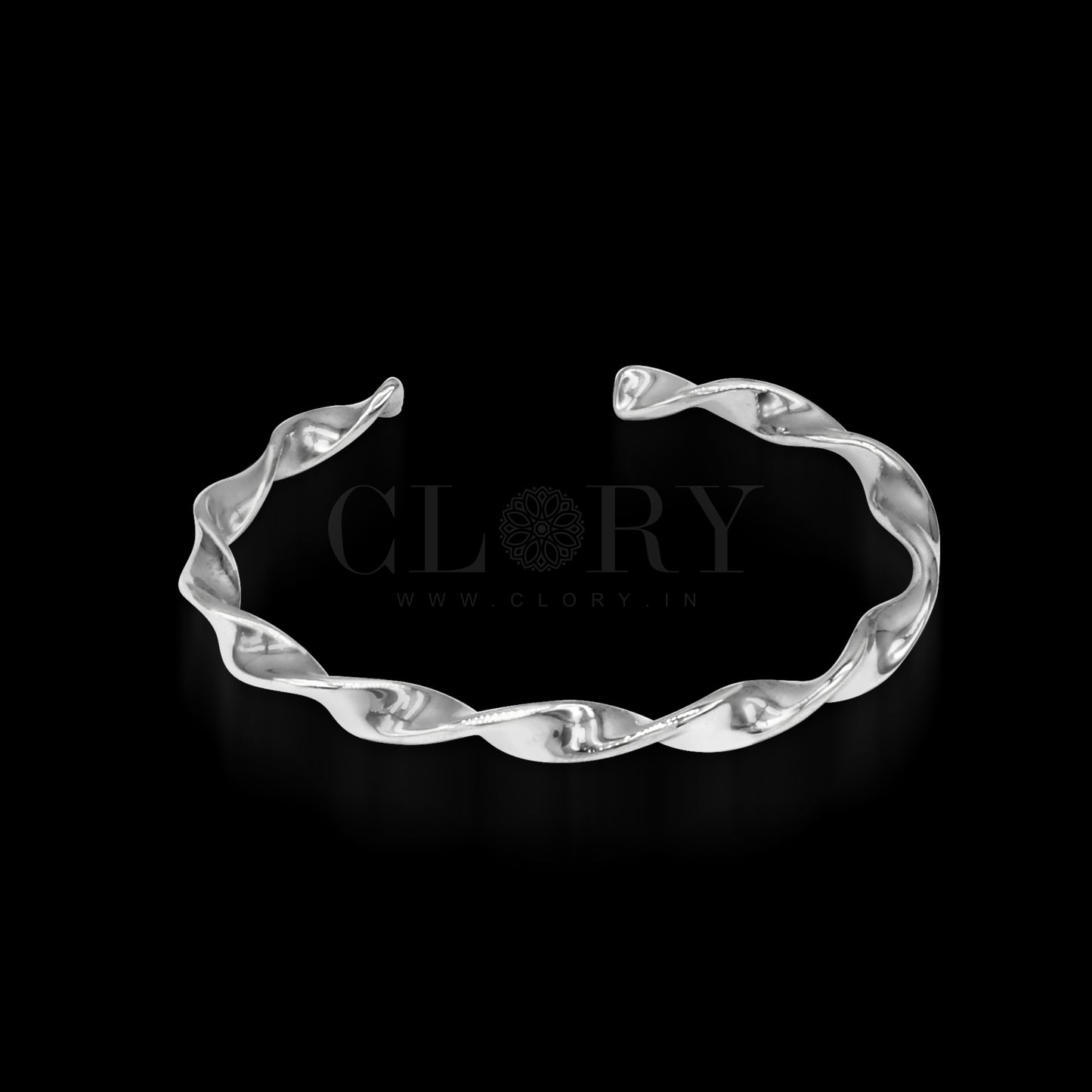 Twisting design bangle bracelet / cuff kada