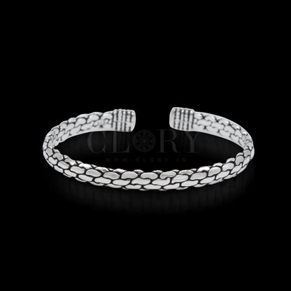Antique design cuff bracelet kada