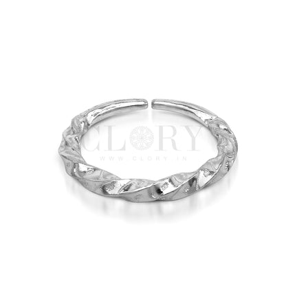Twisting design kada cuff bracelet